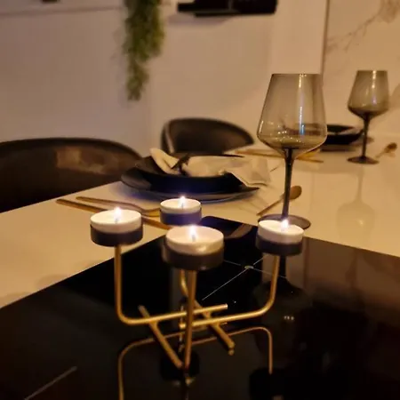 Suite Prestige Logement Neuf Avec Spa Et Ecran De Cinema En Rez De Jardin Colmar Extérieur photo