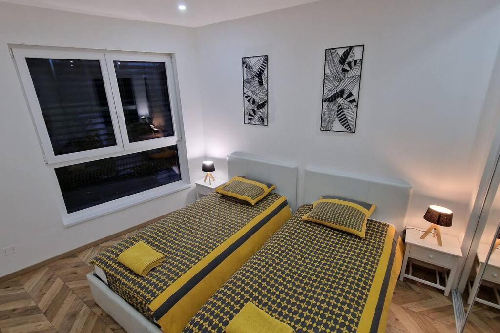 Apartment Prestige Neuf Avec Et Ecran De Cinema En Rez De Jardin *