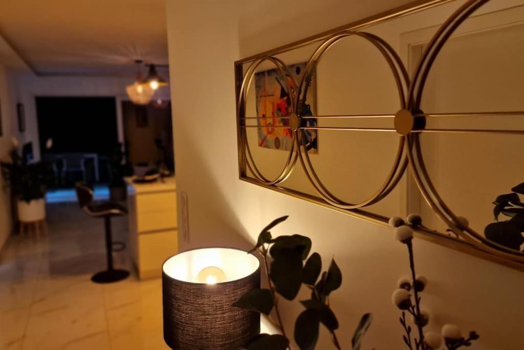 Prestige Neuf Avec Et Ecran De Cinema En Rez De Jardin Apartment *